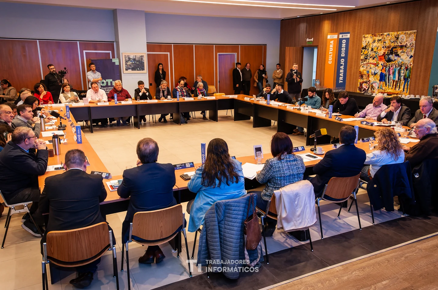 Comunidades informáticas en un encuentro