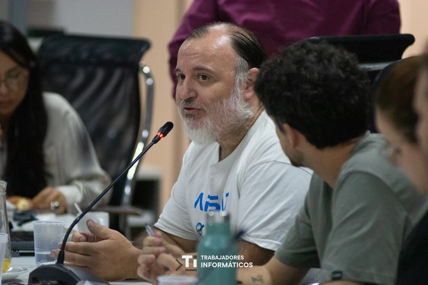 Comunidades informáticas en un encuentro