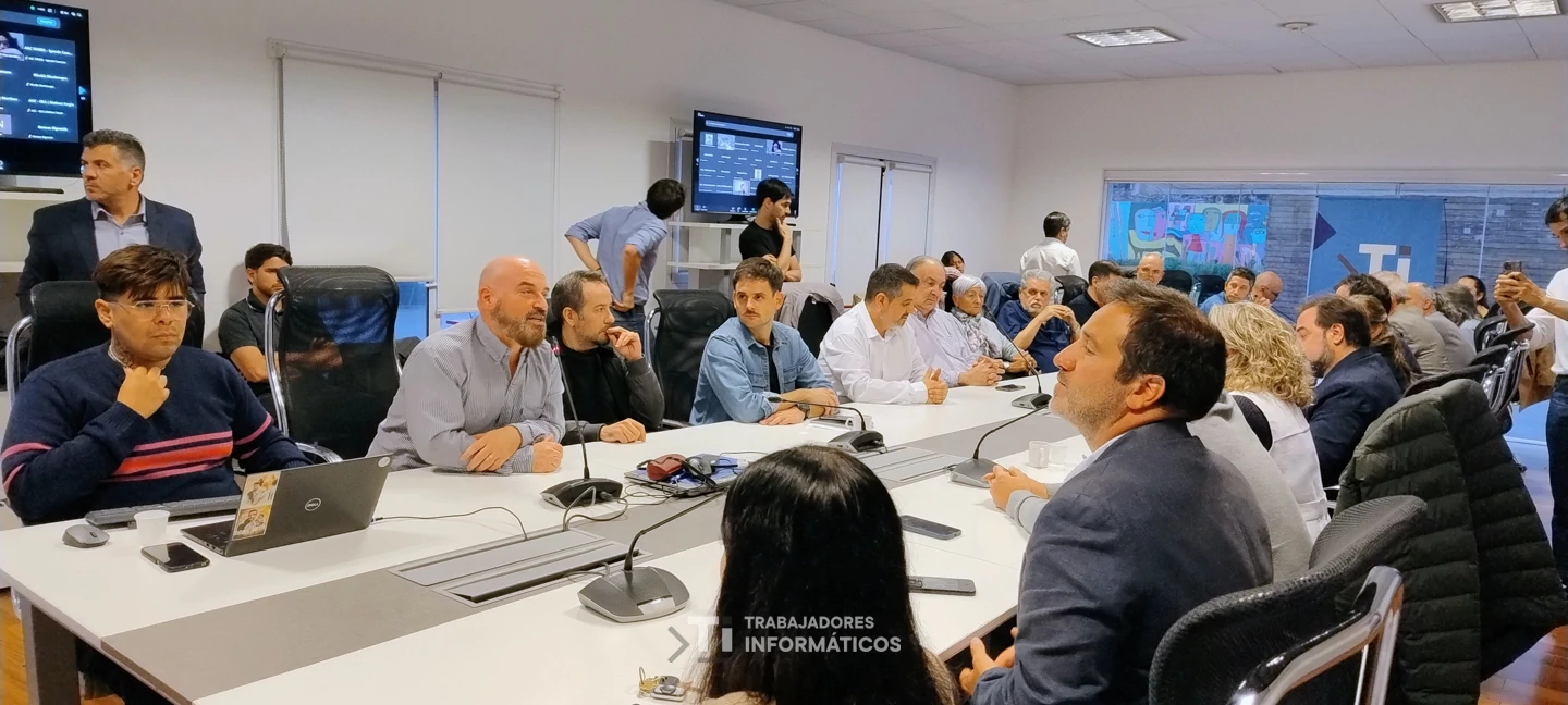 Comunidades informáticas en un encuentro