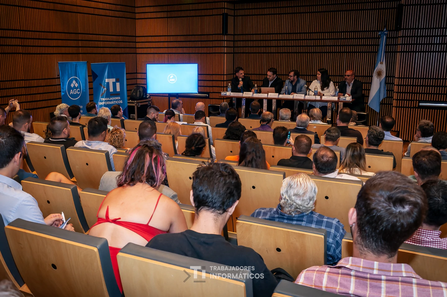 Comunidades informáticas en un encuentro